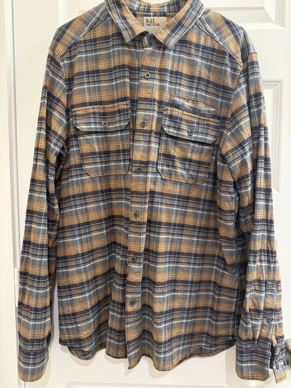 5.11 Tactical Blue and Tan Plaid Button-Down Shirt Men Large
